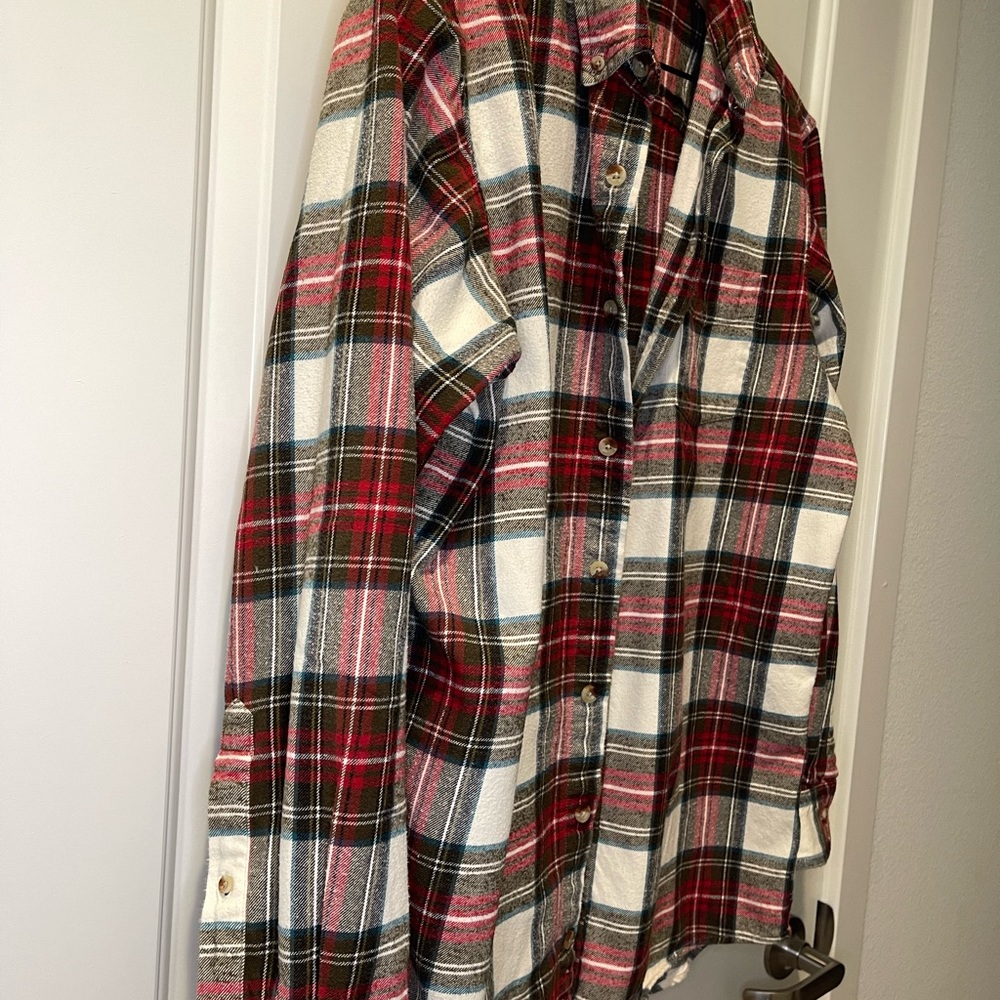 Button down flannel. - Picture 3 of 4